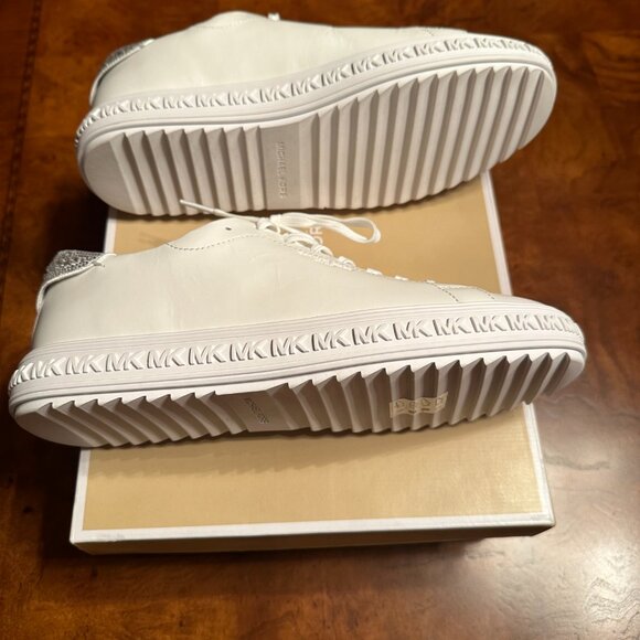 Michael Kors Grove Lace Up Women's White Sneakers with Rhinestones NIB Size 10 - Picture 2 of 7